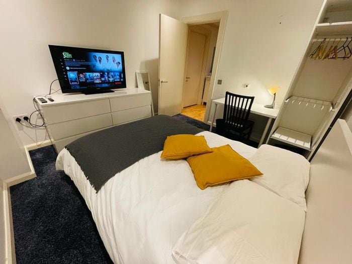 Deluxe Room at Canary Wharf, South Quay, photo 3