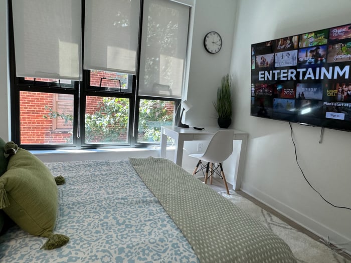 Deluxe Room at Adams Morgan, photo 2