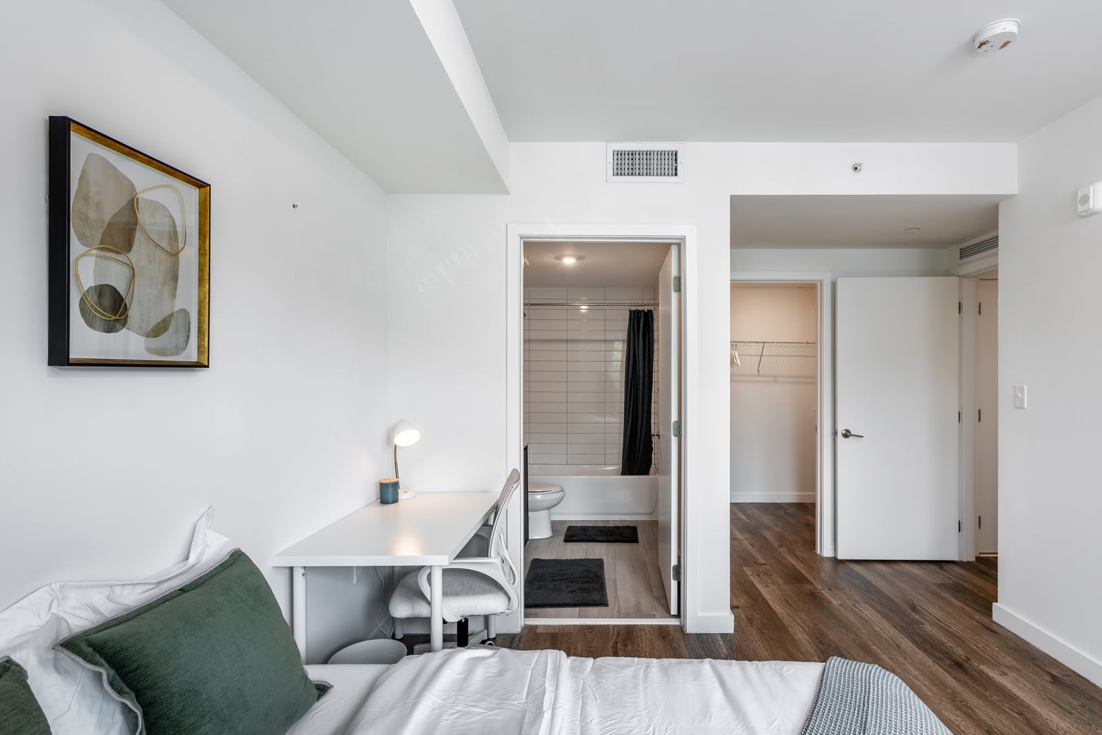 Master Room and Ensuite Bath at Downtown Central - Edge Coliving, Edmonton, photo 2