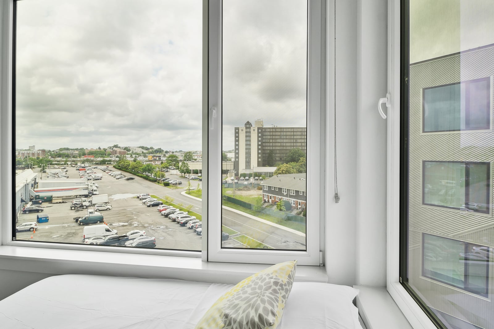 Flex Basic at Downtown Central - Edge Coliving, Edmonton, photo 2