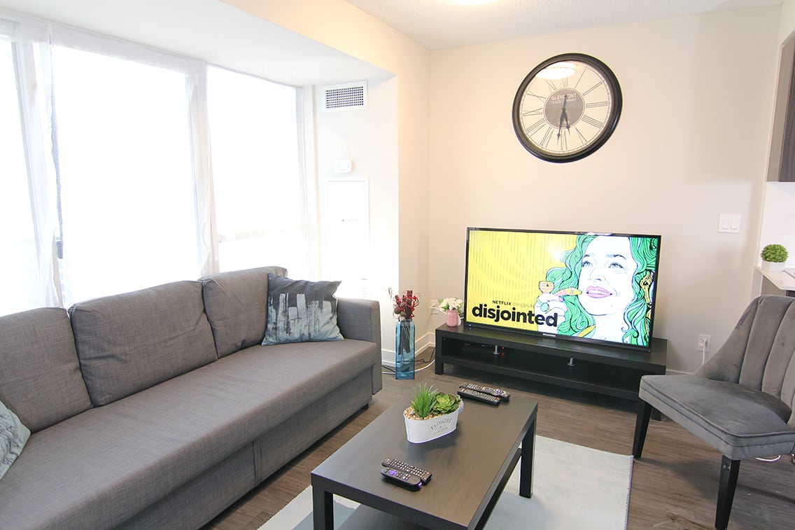 One Bedroom Apartment at St. James Town, photo 2