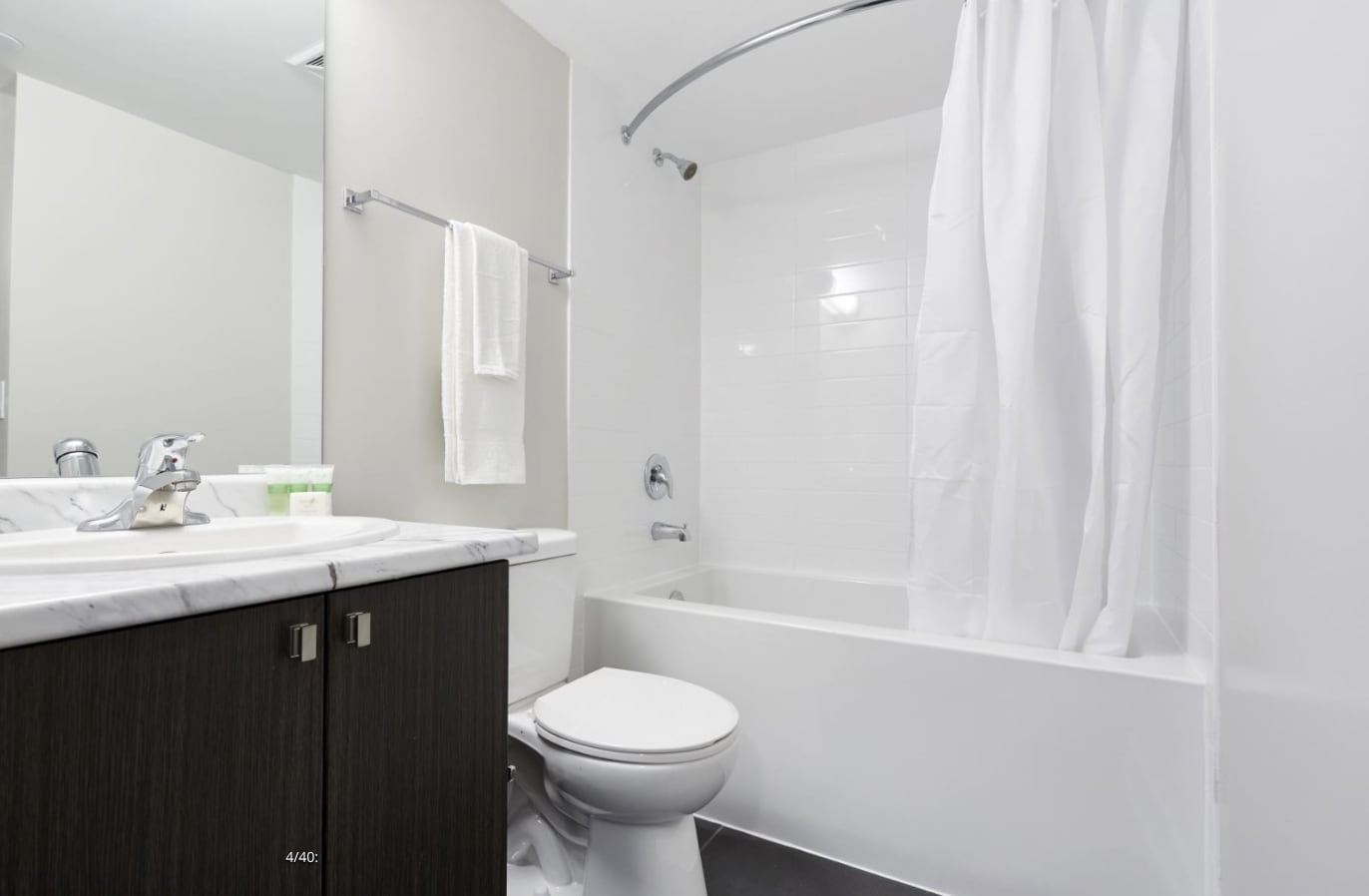 Master Room and Ensuite Bath at St. James Town, photo 3