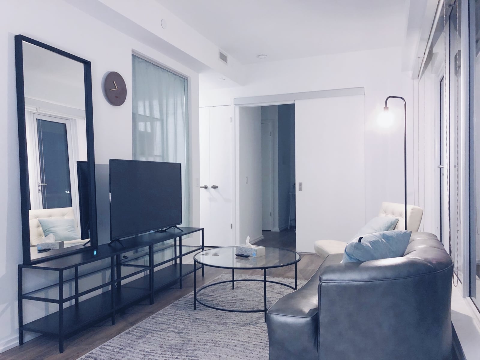 Deluxe Room at Entertainment District (men only), photo 3