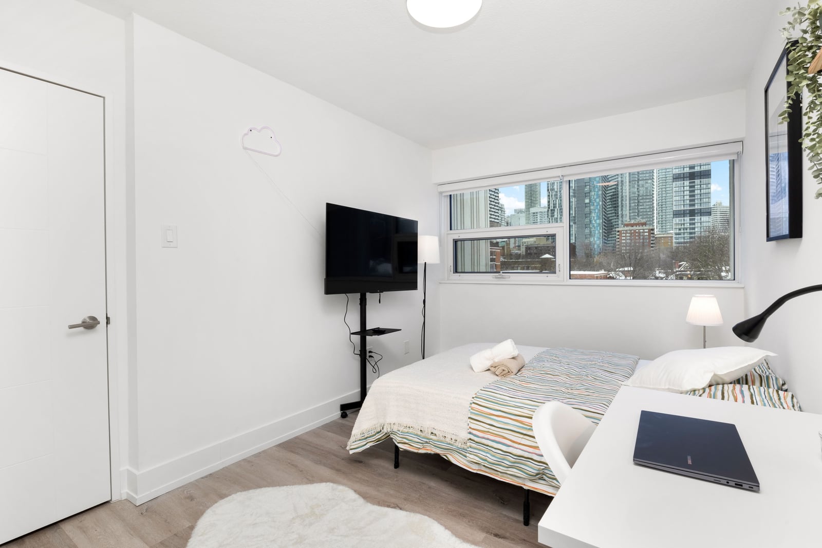 Deluxe Room at Riverdale, photo 3